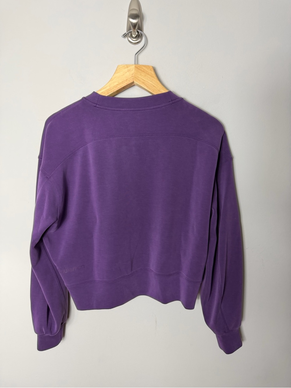 Lululemon Women’s Softstreme Perfectly Oversized Crewneck Sweatshirt Purple *t - Picture 8 of 11